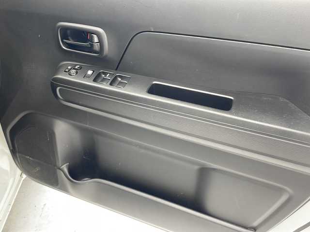 スズキ ワゴンＲ HYBRID FX 沖縄県 2018(平30)年 7.4万km ピュアホワイトP 社外ナビ　MDV-D407BTW/（TV　Ｂｌｕｅｔｏｏｔｈ　ＣＤ　ＤＶＤ　FM　AM）/デュアルブレーキカメラサポート/プッシュスタート/スマートキー/アイドリングストップ/レーンキープアシスト/電動格納ミラーオートライト/フロアマット