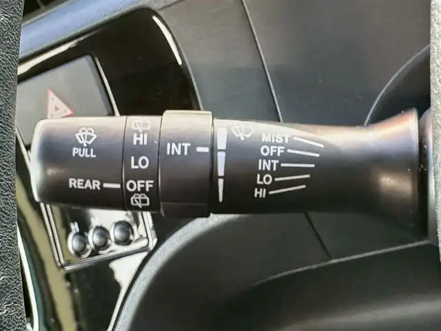 トヨタ アクア G 和歌山県 2015(平27)年 8.5万km クールソーダメタリック 純正7インチナビ/フルセグTV/Bluetooth/CD/DVD/SD/バックカメラ/ETC/クルーズコントロール/革巻きステアリング/ステアリングスイッチ/HIDヘッドライト/フォグランプ/オートライト/ヘッドライトレベライザー/フルオートエアコン/電動格納ミラー/コーナーポール/プッシュスタート/スマートキー/スペアキー