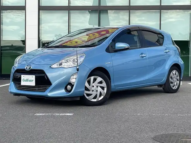 トヨタ アクア G 和歌山県 2015(平27)年 8.5万km クールソーダメタリック 純正7インチナビ/フルセグTV/Bluetooth/CD/DVD/SD/バックカメラ/ETC/クルーズコントロール/革巻きステアリング/ステアリングスイッチ/HIDヘッドライト/フォグランプ/オートライト/ヘッドライトレベライザー/フルオートエアコン/電動格納ミラー/コーナーポール/プッシュスタート/スマートキー/スペアキー