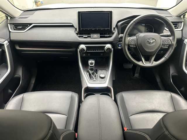 トヨタ ＲＡＶ４ G Zパッケージ 兵庫県 2021(令3)年 2.4万km パール 純正9インチナビ/フルセグ CD DVD BT MSV HDMI/バックカメラ/ビルトインETC/パワーバックドア/TRDエアロ/レーダークルーズコントロール/プリクラッシュセーフティー/LTA/BSM/PKSB/RCTA/RSA/クリアランスソナー/デジタルインナーミラー/レザーシート/シートヒーター/パワーシート/LEDヘッドライト/LEDフォグライト/オートライト/オートハイビーム/ステアリングヒーター/電子パーキング/HOLD/スマートキー