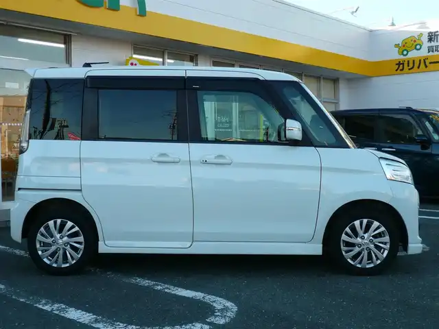 スズキ スペーシア カスタム GS 静岡県 2016(平28)年 7万km クリスタルホワイトP 禁煙車/社外ナビ　/片側パワースライドドア/LEDルームランプ/KENWOODスピーカー/オートライト　HIDヘッドライト/バックカメラ/ステアリングリモコン/革巻きステアリングホイール/ボックス付きアームレスト/ロールサンシェード/Fフォグランプ/純正フロアマット　ドアバイザー/ユピテルドライブレコーダー