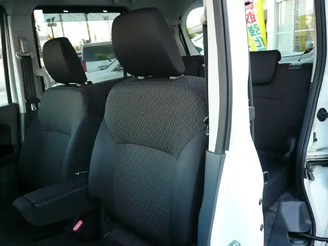 スズキ スペーシア カスタム GS 静岡県 2016(平28)年 7万km クリスタルホワイトP 禁煙車/社外ナビ　/片側パワースライドドア/LEDルームランプ/KENWOODスピーカー/オートライト　HIDヘッドライト/バックカメラ/ステアリングリモコン/革巻きステアリングホイール/ボックス付きアームレスト/ロールサンシェード/Fフォグランプ/純正フロアマット　ドアバイザー/ユピテルドライブレコーダー