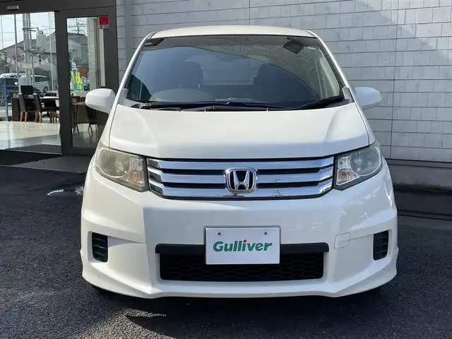 ホンダ フリード スパイク G エアロ 大分県 2011(平23)年 5.6万km プレミアムホワイトパール ワンオーナー/純正HDDナビ VXH-112VJ/　　【ワンセグ/DVD】/純正15インチアルミホイール/HIDヘッドライト/オートライト/チルトステアリング/リアプライバシーガラス/ドアバイザー/フロアマット/電動格納ミラー/Wエアバッグ/ABS/キーレス×2/保証書/車両取説/ナビ取説