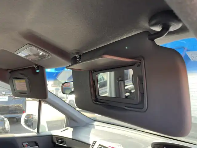 ホンダ フリード スパイク G エアロ 大分県 2011(平23)年 5.6万km プレミアムホワイトパール ワンオーナー/純正HDDナビ VXH-112VJ/　　【ワンセグ/DVD】/純正15インチアルミホイール/HIDヘッドライト/オートライト/チルトステアリング/リアプライバシーガラス/ドアバイザー/フロアマット/電動格納ミラー/Wエアバッグ/ABS/キーレス×2/保証書/車両取説/ナビ取説