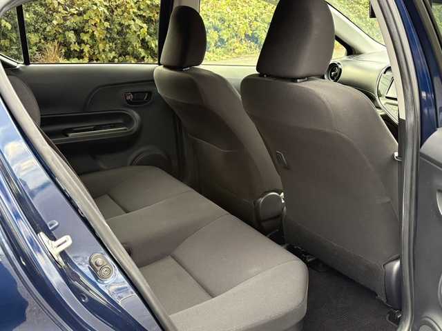 トヨタ アクア S スタイルブラック 大分県 2018(平30)年 5.2万km ダークブルーマイカ トヨタセーフティセンス/社外メモリーナビ/バックカメラ/フルセグ /DVD/Bluetooth/ビルトインETC/レーンキープアシスト/純正LEDヘッドライト/フォグランプ/オートライトコントロール/オートハイビームアシスト/スマートキー/エンジンプッシュスタート