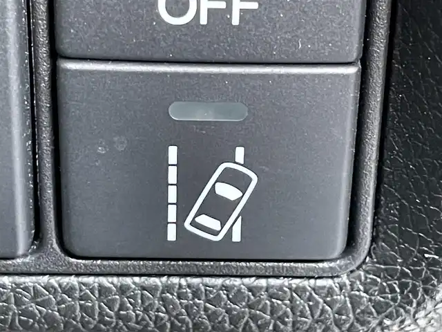 ホンダ ステップワゴン 東京都 2019(令1)年 10.4万km プラチナホワイトパール ユーザー買取車/社外ナビ【パナソニック　ストラーダ】/・AM/FM/SD/BT/TV/両側パワスラ/ホンダセンシング/・ACC（アダプティブクルーズコントロール）/・CMBS（追突軽減ブレーキ）/・LKAS（車線維持支援システム）/・誤発進抑制機能/・路外逸脱抑制機能/・先行車発信お知らせ機能/・標識認識機能/シートヒーター/パドルシフト/ビルトインＥＴＣ/ＥＣＯＮ/トリプルゾーンコントロール・フルオートエアコン/LEDヘッドライト（オートレベリング/オートライトコントロール機能）/スポーツペダル/純正フロアマット/ドアバイザー/プッシュスタート