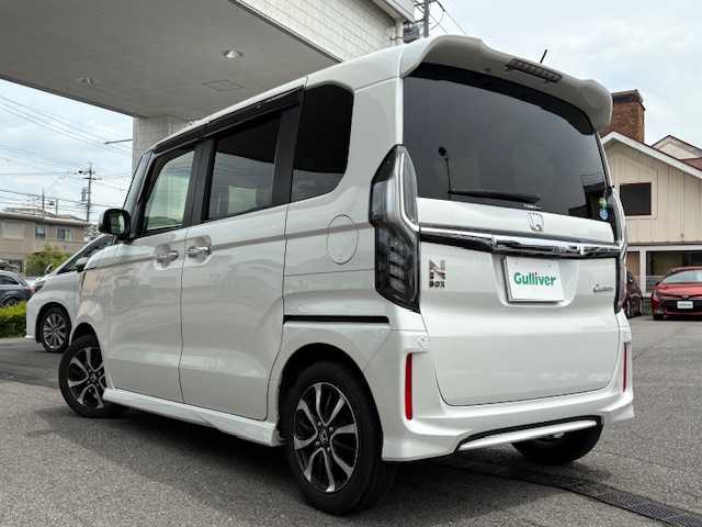 ホンダ Ｎ ＢＯＸ カスタム G L ホンダセンシング 愛知県 2019(平31)年 5.3万km プラチナホワイトパール ワンオーナー/SDナビ/フルセグ/BT/CD/DVD/バックカメラ/ビルトインETC/両側パワースライドドア/バックソナー/ドラレコ/ACC/レーンキープ/衝突軽減/スマートキー２/取説/保証書