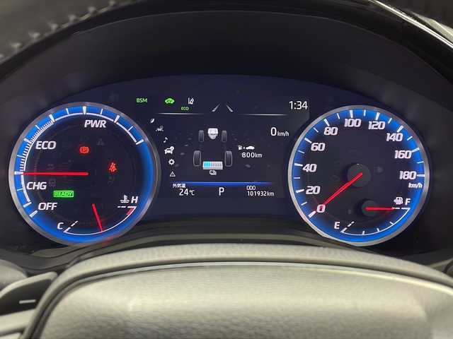 トヨタ クラウン ハイブリッド RS アドバンス 鹿児島県 2018(平30)年 10.2万km ホワイトパールクリスタルシャイン ワンオーナー/純正メーカーナビ/Bluetooth対応/フルセグTV/バックカメラ/ハーフレザーシート/前席パワーシード/前席シートヒーター /ブラインドスポットモニター/前方ドライブレコーダー/ステアリングヒーター/コーナーセンサー/LEDヘッドライト/フォグライト /オートライトコントロール/純正18インチアルミホイール/オートリトラミラー/純正フロアマット/ドアバイザー/スマートキー×2/エンジンプッシュスタート/保証書/取扱説明書