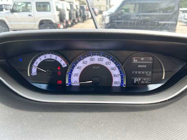 スズキ ソリオ バンディット HV MV Dカメラ ブレーキS 大阪府 2018(平30)年 2.9万km プレミアムシルバーメタリック ナビ　/両側パワースライドドア　/シートヒーター　/クルーズコントロール　/キセノン　/オートライト　/スマートキー　/フロアーマット　/アルミホイール