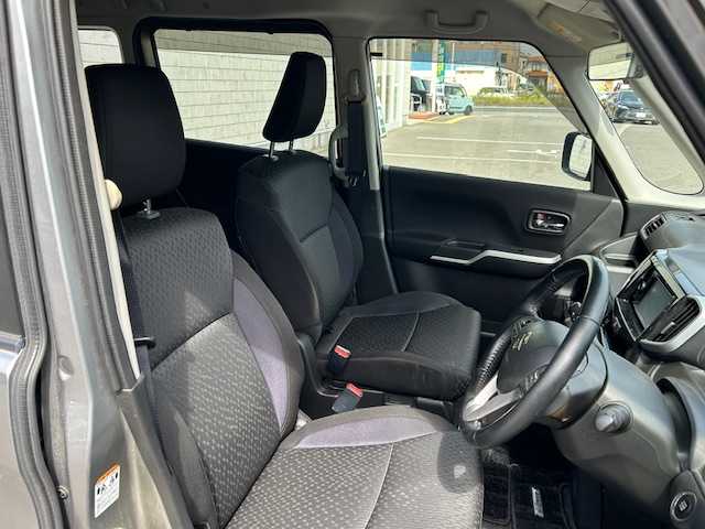スズキ ソリオ バンディット HV MV Dカメラ ブレーキS 大阪府 2018(平30)年 2.9万km プレミアムシルバーメタリック ナビ　/両側パワースライドドア　/シートヒーター　/クルーズコントロール　/キセノン　/オートライト　/スマートキー　/フロアーマット　/アルミホイール