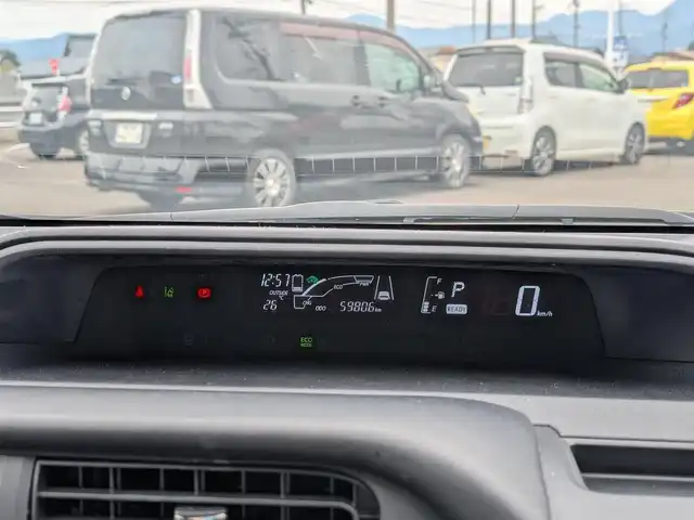 トヨタ アクア G G’s 福井県 2016(平28)年 6万km ライムホワイトパールクリスタルシャイン ワンオーナー車/純正AW付きサマータイヤ積込（一本ゴムなし）/LEDヘッドライト/Fフォグ/ETC/衝突被害軽減システム/クルーズコントロール/バックカメラ/純正ディーラーオプションナビ（CD/DVD/BT）/フルセグテレビ/レーンキープアシスト/横滑り防止装置/アイドリングストップ/純正フロアマット/スマートキー