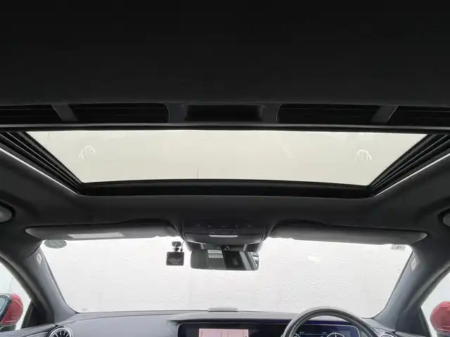 メルセデス・ベンツ ＣＬＳ２２０ｄ スポーツ エクスクルーシブPKG 東京都 2019(平31)年 4.5万km 赤 純正ナビ/革シート/サンルーフ/全方位カメラ/ETC2.0/apple car play/android audio/シートヒーター/エアコン/アダプティブクルーズコントロール/LEDヘッドライト/フルセグTV/電動格納ミラー/Bluetooth接続