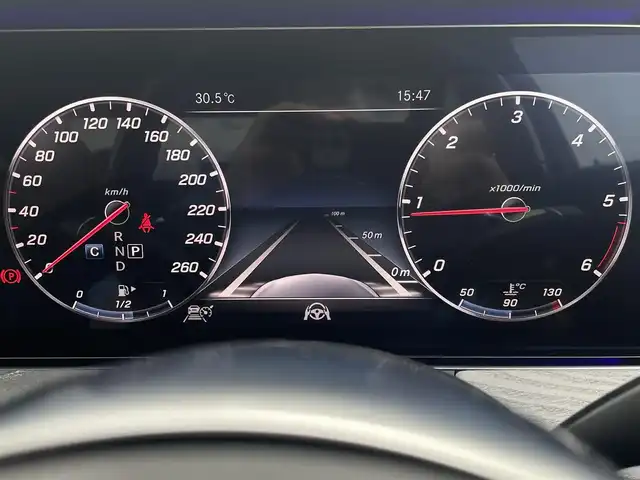 メルセデス・ベンツ ＣＬＳ２２０ｄ スポーツ エクスクルーシブPKG 東京都 2019(平31)年 4.5万km 赤 純正ナビ/革シート/サンルーフ/全方位カメラ/ETC2.0/apple car play/android audio/シートヒーター/エアコン/アダプティブクルーズコントロール/LEDヘッドライト/フルセグTV/電動格納ミラー/Bluetooth接続