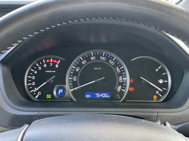 トヨタ エスクァイア Xi 静岡県 2016(平28)年 7.6万km ホワイトパールクリスタルシャイン １オーナー　/福祉車両　/衝突軽減Ｂ　/ＬＫＡ　/純正ナビ　/地デジ　/Ｂカメラ　/両側パワスラ　/ＬＥＤライト　/オートハイビーム　　/フォグランプ　/ＥＴＣ　/純正１５インチＡＷ　/スマートキー　/スペアキー　　/保証書　/取説