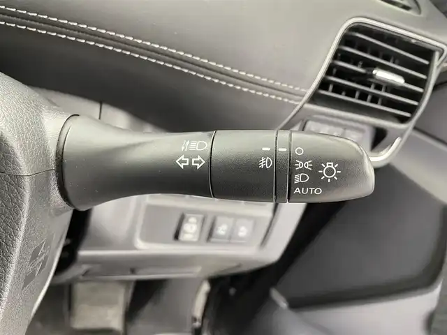 日産 セレナ ハイウェイスター プロパイロットED 福井県 2016(平28)年 5.2万km ダイヤモンドブラック プロパイロット/・衝突軽減ブレーキ/・車線逸脱警報機能/・クルーズコントロール（追従有）/・レーンキープアシスト/純正9インチナビ/【AM/FM/CD/Bluetooth/フルセグTV】/バックカメラ/ビルトインETC/両側パワースライドドア/純正フリップダウンモニター/プッシュスタート/スマートキー/スペアキー/オートライト/LEDヘッドライド