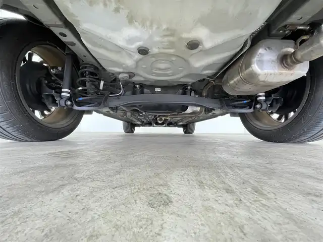 トヨタ ヤリスクロス Z 千葉県 2020(令2)年 1.8万km ブラックマイカ セーフティセンス（衝突回避支援パッケージ）/・プリクラッシュセーフティ/・レーントレーシングアシスト/・レーダークルーズコントロール/・オートマチックハイビーム/・ロードサインアシスト/純正8インチディスプレイ/・コネクトナビ/・Bluetooth接続/・全方位カメラ/ビルトインETC2.0/LEDヘッドライト/前後コーナーセンサー/サイド/カーテンエアバッグ/スマートキー/ハーフレザーシート/・運転席パワーシート/・シートヒーター