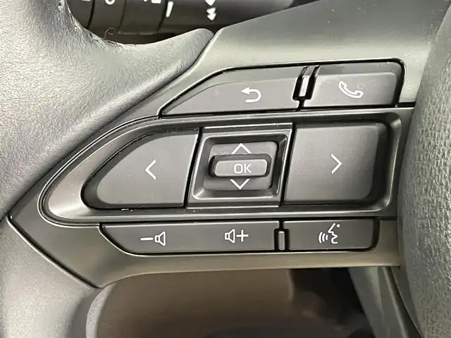 トヨタ ヤリスクロス Z 千葉県 2020(令2)年 1.8万km ブラックマイカ セーフティセンス（衝突回避支援パッケージ）/・プリクラッシュセーフティ/・レーントレーシングアシスト/・レーダークルーズコントロール/・オートマチックハイビーム/・ロードサインアシスト/純正8インチディスプレイ/・コネクトナビ/・Bluetooth接続/・全方位カメラ/ビルトインETC2.0/LEDヘッドライト/前後コーナーセンサー/サイド/カーテンエアバッグ/スマートキー/ハーフレザーシート/・運転席パワーシート/・シートヒーター