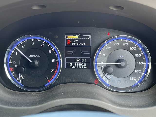 スバル レヴォーグ 1．6GT－S アイサイト 道北・旭川 2015(平27)年 14.3万km クリスタルブラックシリカ /4WD//純正SDナビ//CD/DVD/SD/MSV/BT/フルセグ//バックカメラ//アイサイトVer3//プリクラッシュ//レーンキープ//レーダークルーズコントロール//アイドリングストップ//誤発進抑制//パドルシフト//黒革シート//シートヒーター//運転席メモリシート//パワーシート//オートライト//LEDヘッドライト//フォグライト//リアフォグ//ヘッドライトウォッシャー//オートワイパー//前後ドライブレコーダー//ETC//フロントデアイサー//純正フロアマット//ドアバイザー