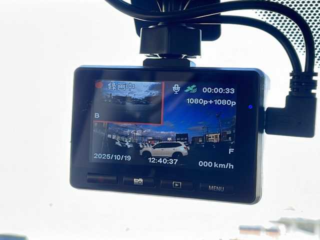 スバル レヴォーグ 1．6GT－S アイサイト 道北・旭川 2015(平27)年 14.3万km クリスタルブラックシリカ /4WD//純正SDナビ//CD/DVD/SD/MSV/BT/フルセグ//バックカメラ//アイサイトVer3//プリクラッシュ//レーンキープ//レーダークルーズコントロール//アイドリングストップ//誤発進抑制//パドルシフト//黒革シート//シートヒーター//運転席メモリシート//パワーシート//オートライト//LEDヘッドライト//フォグライト//リアフォグ//ヘッドライトウォッシャー//オートワイパー//前後ドライブレコーダー//ETC//フロントデアイサー//純正フロアマット//ドアバイザー