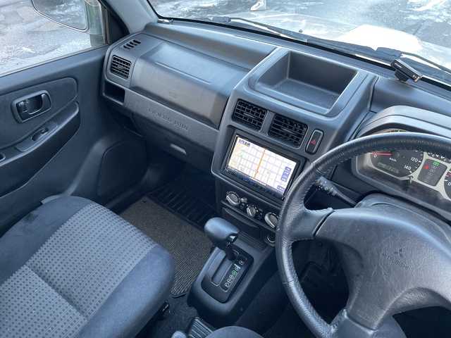 三菱 パジェロ ミニ アクティブフィールドED 道東・釧路十勝 2005(平17)年 8.4万km シンフォニックシルバー 4WD/社外ナビ/・ワンセグ・FM・AM/シートヒーター/アクティブフィールドエディション専用スペアタイヤケース/フォグランプ/ETC