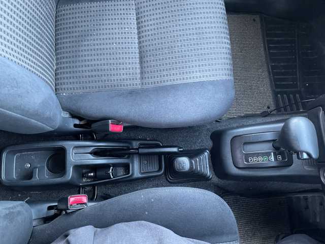 三菱 パジェロ ミニ アクティブフィールドED 道東・釧路十勝 2005(平17)年 8.4万km シンフォニックシルバー 4WD/社外ナビ/・ワンセグ・FM・AM/シートヒーター/アクティブフィールドエディション専用スペアタイヤケース/フォグランプ/ETC