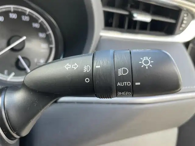 トヨタ ハリアー Z 福岡県 2020(令2)年 5.9万km ホワイトパールクリスタルシャイン ワンオーナー/モデリスタエアロ（フロント/サイド/リア）/調光パノラマルーフ/JBLプレミアムサウンド/メーカーナビ/（フルセグTV/FM/AM）/デジタルインナーミラー/全方位モニター/レーダークルーズコントロール/ビルトインETC2.0/電動パーキングブレーキ/オートブレーキホールド/トヨタセーフティセンス/‐プリクラッシュセーフティ/‐ブラインドスポットモニター/‐レーンキープアシスト/‐コーナーセンサー/ハーフレザーシート/運転席パワーシート/社外20インチアルミ（マーベリック）/TEIN車高調/プッシュスタート/スペアキー×１