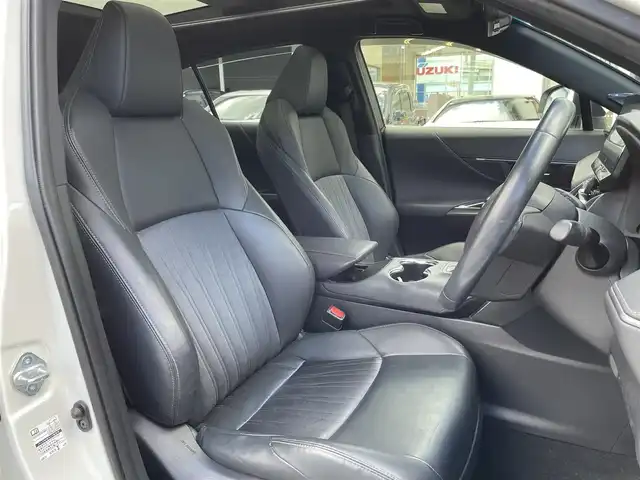 トヨタ ハリアー Z 福岡県 2020(令2)年 5.9万km ホワイトパールクリスタルシャイン ワンオーナー/モデリスタエアロ（フロント/サイド/リア）/調光パノラマルーフ/JBLプレミアムサウンド/メーカーナビ/（フルセグTV/FM/AM）/デジタルインナーミラー/全方位モニター/レーダークルーズコントロール/ビルトインETC2.0/電動パーキングブレーキ/オートブレーキホールド/トヨタセーフティセンス/‐プリクラッシュセーフティ/‐ブラインドスポットモニター/‐レーンキープアシスト/‐コーナーセンサー/ハーフレザーシート/運転席パワーシート/社外20インチアルミ（マーベリック）/TEIN車高調/プッシュスタート/スペアキー×１