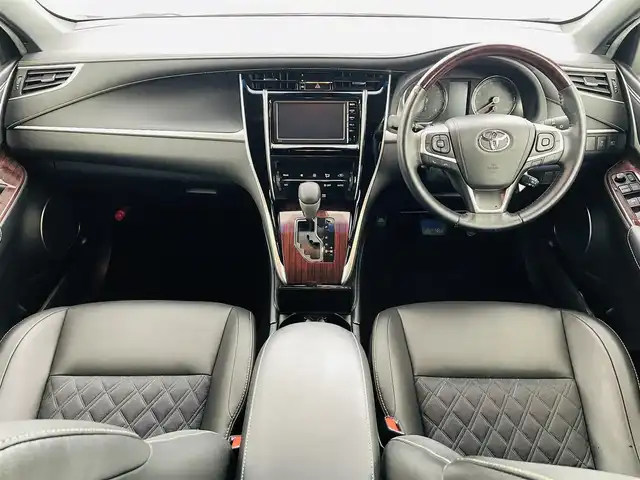 トヨタ ハリアー プレミアム 福島県 2016(平28)年 2.1万km ブラック レーンディパーチャーアラート/・横滑り防止機能/純正7インチナビ/・型番;NSCN-W64/・ワンセグ/TV/CD/SD/BT/AUX/AM/FM/バックカメラ/パワーバックドア/クルーズコントロール/LEDオートライト/・フォグランプ/・オートマチックハイビーム/ハーフレザーシート/・パワーシート/純正18インチアルミホイール付きサマータイヤ/革ステアリング/・ステアリングリモコン/電動格納ミラー/アイドリングストップ/ドアバイザー/プッシュスタート/・スマートキー/・スペアキー