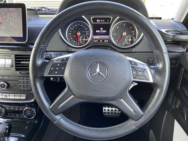 メルセデス・ベンツ ゲレンデヴァーゲン Ｇ３５０ｄ 福岡県 2017(平29)年 5.2万km オブシディアンブラック ラグジュアリーパッケージ/サンルーフ/アダプティブクルーズコントロール/白革　/全席シートヒーター/サイドカメラ　/純正ナビ/Ａｐｐｌｅｃａｒｐｌａｙ/フルセグTV/バックカメラ　/Bluetooth/ステアリングスイッチ/パドルシフト/前後ドライブレコーダー/AMG19インチアルミホイール/ETC