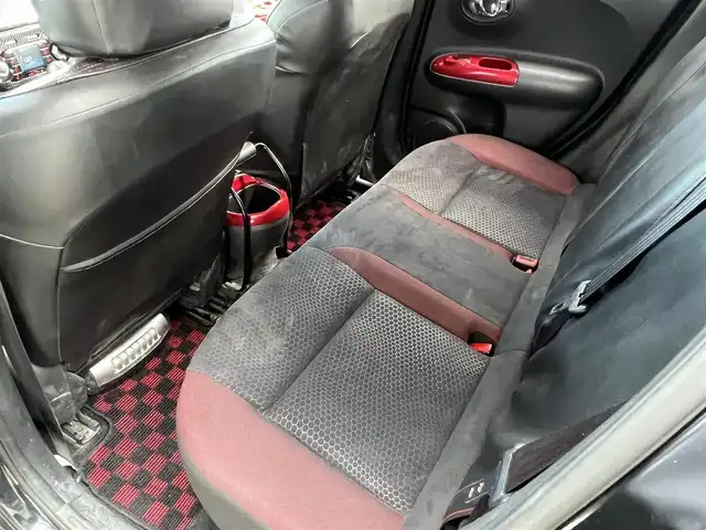 日産 ジューク 15RX アーバンセレクション 山口県 2011(平23)年 6.7万km サファイアブラック 社外メモリーナビ＆/フルセグTV＆バックカメラ/社外18インチアルミ/社外フロアマット/社外フロントタワーバー/社外マフラー/純正ドアバイザー/純正フォグランプ/オートライト/インテリジェントキー/エンジンプッシュスタート/ETC