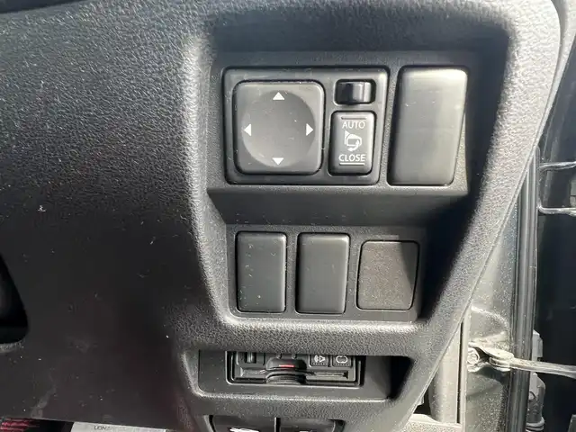 日産 ジューク 15RX アーバンセレクション 山口県 2011(平23)年 6.7万km サファイアブラック 社外メモリーナビ＆/フルセグTV＆バックカメラ/社外18インチアルミ/社外フロアマット/社外フロントタワーバー/社外マフラー/純正ドアバイザー/純正フォグランプ/オートライト/インテリジェントキー/エンジンプッシュスタート/ETC