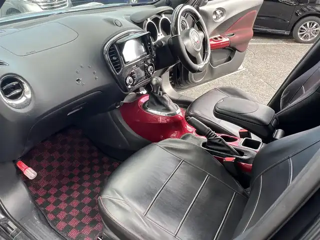 日産 ジューク 15RX アーバンセレクション 山口県 2011(平23)年 6.7万km サファイアブラック 社外メモリーナビ＆/フルセグTV＆バックカメラ/社外18インチアルミ/社外フロアマット/社外フロントタワーバー/社外マフラー/純正ドアバイザー/純正フォグランプ/オートライト/インテリジェントキー/エンジンプッシュスタート/ETC