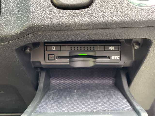 トヨタ マークＸ PREMIUM Four 新潟県 2015(平27)年 4.3万km ブラック 4WD/純正SDナビ(NSCP-W64)/CD/DVD/BT/ワンセグテレビ/バックカメラ/ETC/ドライブレコーダー/クルーズコントロール/半革シート/パワーシート/シートヒーター/ステアリングスイッチ/MTモード付きAT/スマートキー/プッシュスタート/キセノンヘッドライト/オートライト/フォグランプ/純正16インチアルミホイール/社外16インチAW冬タイヤ車載