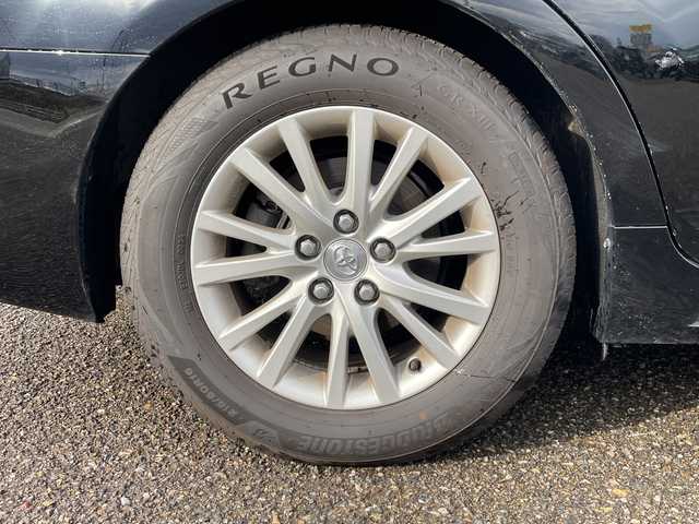 トヨタ マークＸ PREMIUM Four 新潟県 2015(平27)年 4.3万km ブラック 4WD/純正SDナビ(NSCP-W64)/CD/DVD/BT/ワンセグテレビ/バックカメラ/ETC/ドライブレコーダー/クルーズコントロール/半革シート/パワーシート/シートヒーター/ステアリングスイッチ/MTモード付きAT/スマートキー/プッシュスタート/キセノンヘッドライト/オートライト/フォグランプ/純正16インチアルミホイール/社外16インチAW冬タイヤ車載