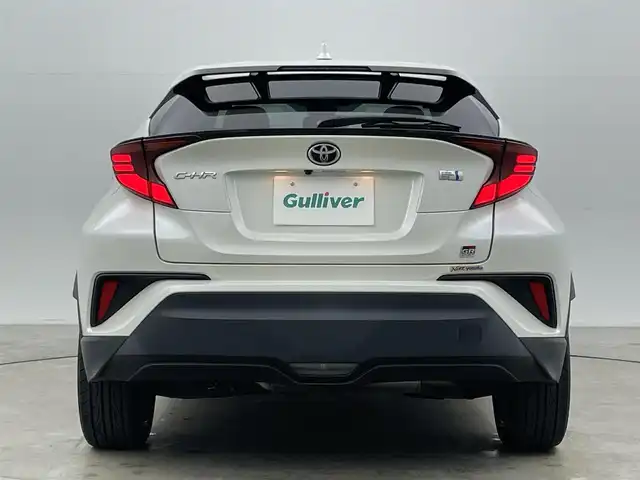 トヨタ Ｃ－ＨＲ S GRスポーツ 岡山県 2019(令1)年 3.9万km ホワイトパールクリスタルシャイン パノラミックビューモニター/純正8インチディスプレイオーディオ/セーフティセンス/レーダークルーズコントロール/AC100V/BSM/ハーフレザーシート/シートヒーター/ビルトインETC2.0/ステアリングスイッチ/LEDヘッドライト/オートライト/オートホールド/スマートキー/プッシュスタート/サイドエアバッグ/カーテンエアバッグ