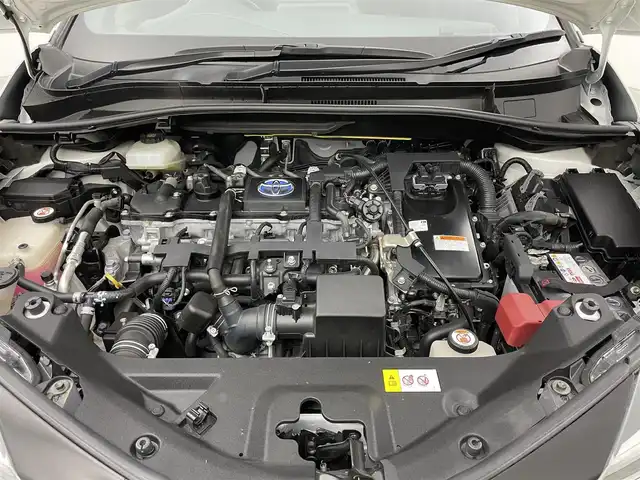 トヨタ Ｃ－ＨＲ S GRスポーツ 岡山県 2019(令1)年 3.9万km ホワイトパールクリスタルシャイン パノラミックビューモニター/純正8インチディスプレイオーディオ/セーフティセンス/レーダークルーズコントロール/AC100V/BSM/ハーフレザーシート/シートヒーター/ビルトインETC2.0/ステアリングスイッチ/LEDヘッドライト/オートライト/オートホールド/スマートキー/プッシュスタート/サイドエアバッグ/カーテンエアバッグ