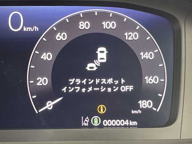 ホンダ ステップワゴン スパーダ eHEV 群馬県 2025(令7)年 0.1万km未満 プラチナホワイトパール 登録済未使用車　純正１１．４型ナビ　バックカメラ　電動リアゲート　両側電動スライドドア　パドルシフト　ＢＳＭ　アダプティブクルーズコントロール　電動パーキングブレーキ　シートヒーター　ＬＥＤ　禁煙車