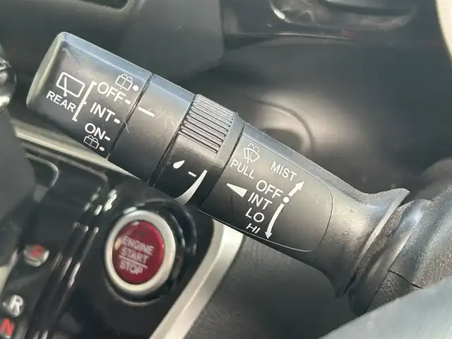 ホンダ Ｎ ＢＯＸ カスタム G Lパッケージ 岡山県 2015(平27)年 6.5万km スマートブラック 登録時走行距離64351km/あんしんパッケージ/・衝突軽減システム/・誤発進抑制機能/・W＋カーテンエアバック/横滑り防止装置/純正ナビ/（AM/FM/Bluetooth/DVD/DISC)/バックカメラ/スペアキー×1/ETC/両側パワースライドドア/オートリトラミラー/純正14インチアルミホイール/ドアバイザー/ウィンカーカーミラー/プッシュスタート/スマートキー