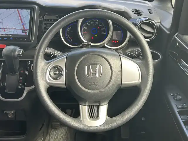 ホンダ Ｎ ＢＯＸ カスタム G Lパッケージ 岡山県 2015(平27)年 6.5万km スマートブラック 登録時走行距離64351km/あんしんパッケージ/・衝突軽減システム/・誤発進抑制機能/・W＋カーテンエアバック/横滑り防止装置/純正ナビ/（AM/FM/Bluetooth/DVD/DISC)/バックカメラ/スペアキー×1/ETC/両側パワースライドドア/オートリトラミラー/純正14インチアルミホイール/ドアバイザー/ウィンカーカーミラー/プッシュスタート/スマートキー