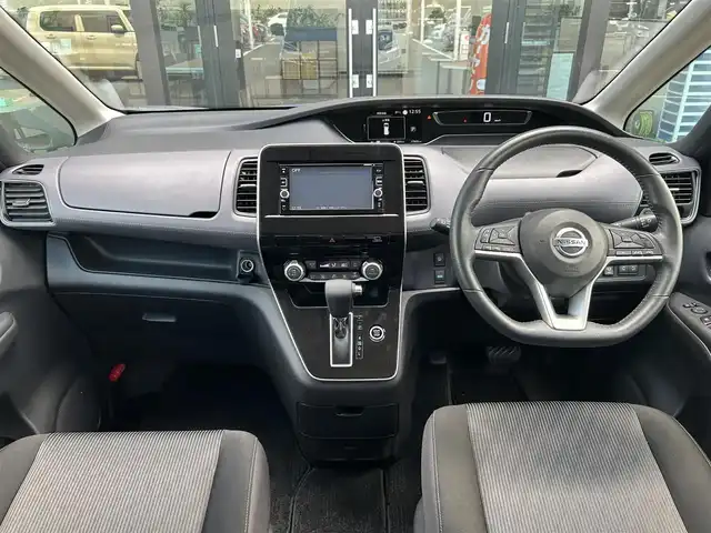 日産 セレナ ハイウェイスター V 栃木県 2020(令2)年 2.8万km ダイヤモンドブラック インテリジェントエマージェンシーブレーキ/純正7インチナビ/フルセグTV/DVD/Bluetooth/アラウンドビューモニター/ETC/前後ドライブレコーダー/両側ハンズフリーオートスライドドア/プッシュスタート/ステアリングリモコン/LEDオートライト/LEDフォグランプ/純正16インチAW/アイドリングストップ/横滑り防止装置/後側方車両検知警報/電動格納ミラー/ドアバイザー