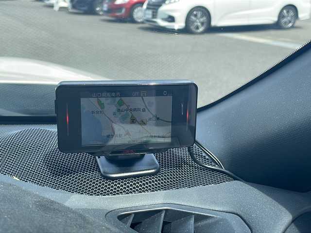 トヨタ ＧＲ８６ RZ 山口県 2022(令4)年 2.1万km クリスタルホワイトパール ワンオーナー/純正メモリナビ/(CD/DVD/Bluetooth/フルセグTV)/バックカメラ/前後ドライブレコーダー/ETC/社外レーダー/衝突軽減ブレーキ/レーンキープアシスト/レーダークルーズコントロール/コーナーセンサー/ハーフレザーシート/前席シートヒーター/パドルシフト/ステアリングスイッチ/オートライト/LEDヘッドランプ/フォグランプ/プッシュスタート/スマートキー×２/純正アルミホイール/純正フロアマット/取扱説明書/保証書