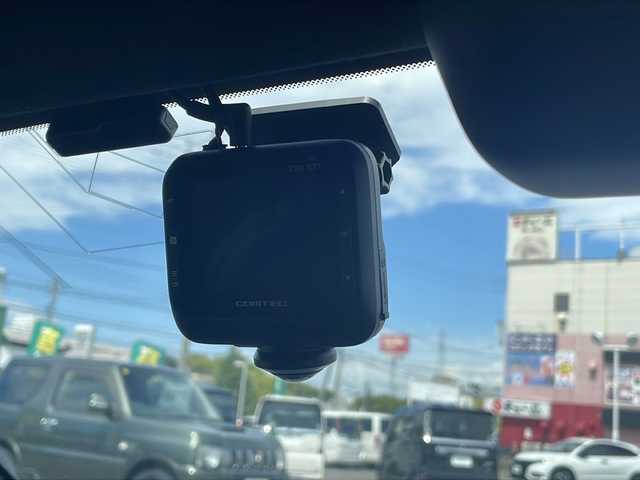 トヨタ ＧＲ８６ RZ 長崎県 2022(令4)年 2.1万km クリスタルホワイトパール ワンオーナー/純正メモリナビ/(CD/DVD/Bluetooth/フルセグTV)/バックカメラ/前後ドライブレコーダー/ETC/社外レーダー/衝突軽減ブレーキ/レーンキープアシスト/レーダークルーズコントロール/コーナーセンサー/ハーフレザーシート/前席シートヒーター/パドルシフト/ステアリングスイッチ/オートライト/LEDヘッドランプ/フォグランプ/プッシュスタート/スマートキー×２/純正アルミホイール/純正フロアマット/取扱説明書/保証書