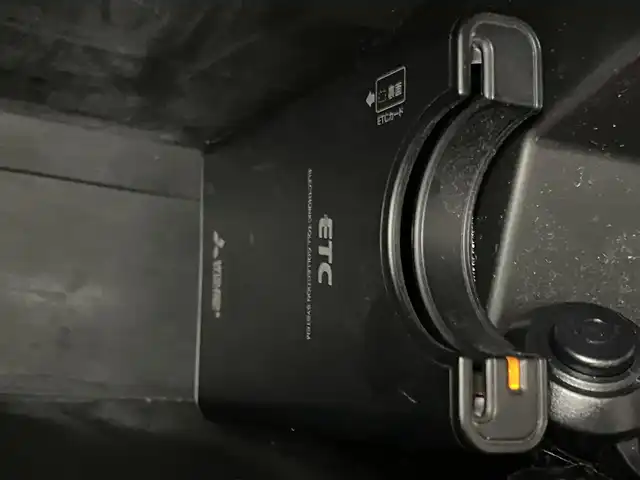 ダイハツ タント L 福岡県 2020(令2)年 8.5万km ブラックマイカメタリック 社外ナビ（フルセグＴＶ）　/ＥＴＣ　/前後ドライブレコーダー　/レーダー探知機　/コーナーセンサー　/衝突軽減ブレーキ　/アイドリングストップ　/横滑り防止装置　/電動格納式ドアミラー　/両側スライドドア　/LEDヘッドライト