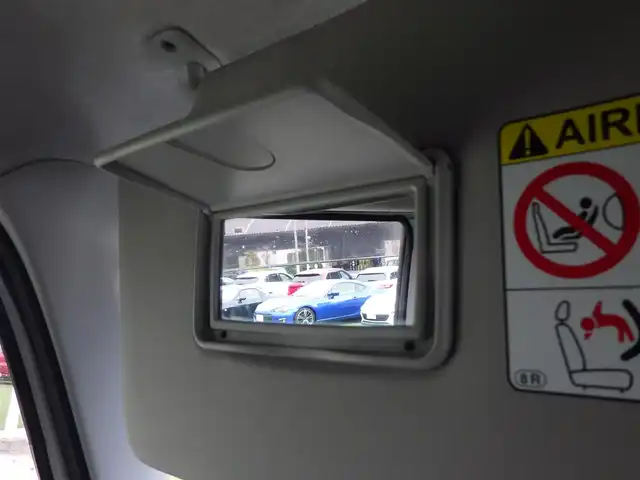 ダイハツ タント カスタム RS トップED SAⅡ 千葉県 2016(平28)年 4.7万km パールホワイトⅢ スマートアシストII/エコアイドル/両側パワースライドドア/社外SDナビ/地デジTV/【DVD/CD再生機能　Bluetooth接続】/バックカメラ/ドライブレコーダー/ハーフレザーシート/革巻きステアリング/ステアリングスイッチ/ETC/LEDヘッドライト/フォグライト/ウインカーミラー/リアコーナーセンサー/純正15インチアルミホイル/キーフリーシステム