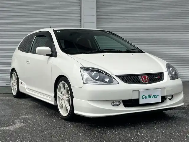 ホンダ シビック タイプR 高知県 2004(平16)年 11.1万km チャンピオンシップホワイト KENWOODナビ/ETC/Bluetooth接続/ドライブレコーダー/バックカメラ/AAC/リモコンキー/純正フロアマット/純正17インチアルミホイール/盗難防止装置/運転席＋助手席エアバッグ/AM/FM/本革巻きステアリング