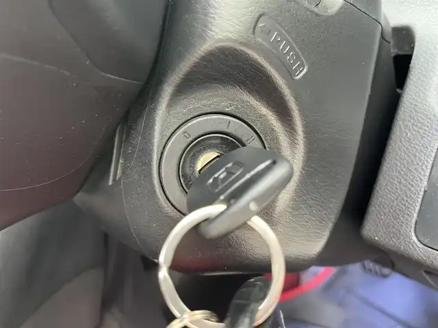 ホンダ シビック タイプR 高知県 2004(平16)年 11.1万km チャンピオンシップホワイト KENWOODナビ/ETC/Bluetooth接続/ドライブレコーダー/バックカメラ/AAC/リモコンキー/純正フロアマット/純正17インチアルミホイール/盗難防止装置/運転席＋助手席エアバッグ/AM/FM/本革巻きステアリング