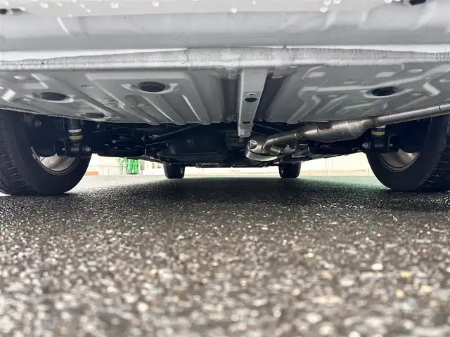 トヨタ ノア ハイブリッド S－Z 宮城県 2024(令6)年 0.2万km ホワイトパールクリスタルシャイン 快適利便パッケージHigh/・ハンズフリーパワースライドドア/・パワーバックドア/・ナノイーX/・ステアリングヒーター/・シートヒーター/・オットマン/・角度調整付アームレスト/トヨタチームメイト/・アドバンストパーク/・パーキングサポートブレーキ（周囲静止物/後方歩行者）/・パノラミックビューモニター/・エレクトロシフトマチック/プロジェクター式LEDヘッドランプ/デイライト/アダプティブハイビーム/ドライビングサポートパッケージ/・カラーヘッドアップディスプレイ/・デジタルインナーミラー/ディスプレイオーディオプラス/・コネクティッドナビ対応10.5インチディスプレイ/・車載メモリーナビ/・CD/DVD/・地デジTV/・USB/HDMI/・AppleCarPlay/AndroidAuto/・ETC2.0/＝＝＝/セーフティセンス/・プリクラッシュセーフティ/・レーントレーシングアシスト/・レーダークルーズコントロール/・オートマチックハイビーム/・ロードサインアシスト/・ドライバー異常時対応システム/・プロアクティブドライビングアシスト/両側パワースライドドア/AC100V1500W