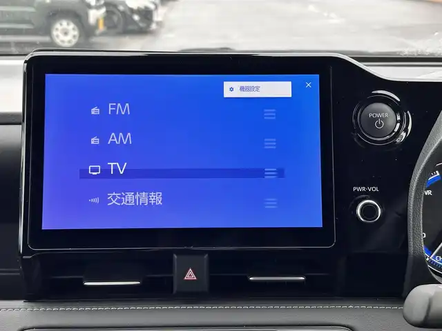 トヨタ ノア ハイブリッド S－Z 宮城県 2024(令6)年 0.2万km ホワイトパールクリスタルシャイン 快適利便パッケージHigh/・ハンズフリーパワースライドドア/・パワーバックドア/・ナノイーX/・ステアリングヒーター/・シートヒーター/・オットマン/・角度調整付アームレスト/トヨタチームメイト/・アドバンストパーク/・パーキングサポートブレーキ（周囲静止物/後方歩行者）/・パノラミックビューモニター/・エレクトロシフトマチック/プロジェクター式LEDヘッドランプ/デイライト/アダプティブハイビーム/ドライビングサポートパッケージ/・カラーヘッドアップディスプレイ/・デジタルインナーミラー/ディスプレイオーディオプラス/・コネクティッドナビ対応10.5インチディスプレイ/・車載メモリーナビ/・CD/DVD/・地デジTV/・USB/HDMI/・AppleCarPlay/AndroidAuto/・ETC2.0/＝＝＝/セーフティセンス/・プリクラッシュセーフティ/・レーントレーシングアシスト/・レーダークルーズコントロール/・オートマチックハイビーム/・ロードサインアシスト/・ドライバー異常時対応システム/・プロアクティブドライビングアシスト/両側パワースライドドア/AC100V1500W