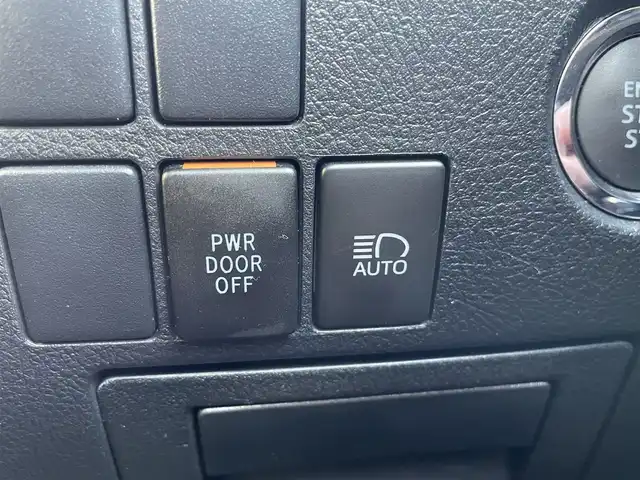 トヨタ ヴェルファイア ゴールデンアイズⅢ 大阪府 2022(令4)年 3.2万km ホワイトパールクリスタルシャイン トヨタセーフティセンス/純正9インチディスプレイオーディオナビ/バックカメラ/両側パワースライドドア/ビルトインETC/パワーバックドア/オットマン/ツインムーンルーフ/デジタルインナーミラー/BSM/ハーフレザーシート/3眼LEDヘッド/シーケンシャルターンランプ/スペアタイヤ/純正18インチAW