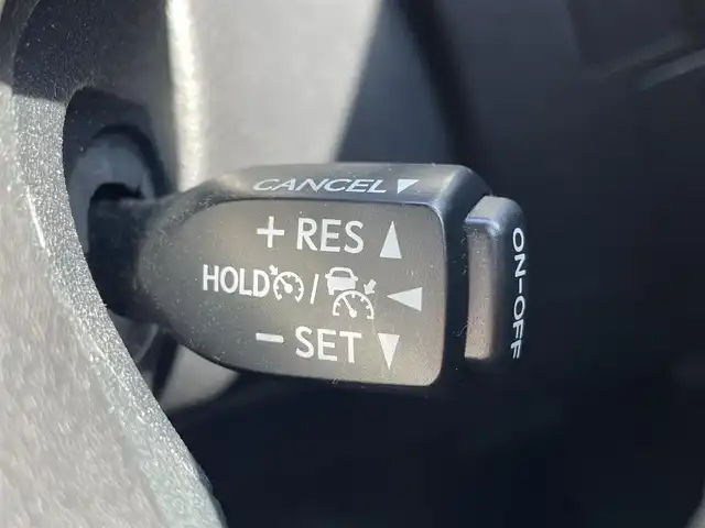 トヨタ ヴェルファイア ゴールデンアイズⅢ 大阪府 2022(令4)年 3.2万km ホワイトパールクリスタルシャイン トヨタセーフティセンス/純正9インチディスプレイオーディオナビ/バックカメラ/両側パワースライドドア/ビルトインETC/パワーバックドア/オットマン/ツインムーンルーフ/デジタルインナーミラー/BSM/ハーフレザーシート/3眼LEDヘッド/シーケンシャルターンランプ/スペアタイヤ/純正18インチAW